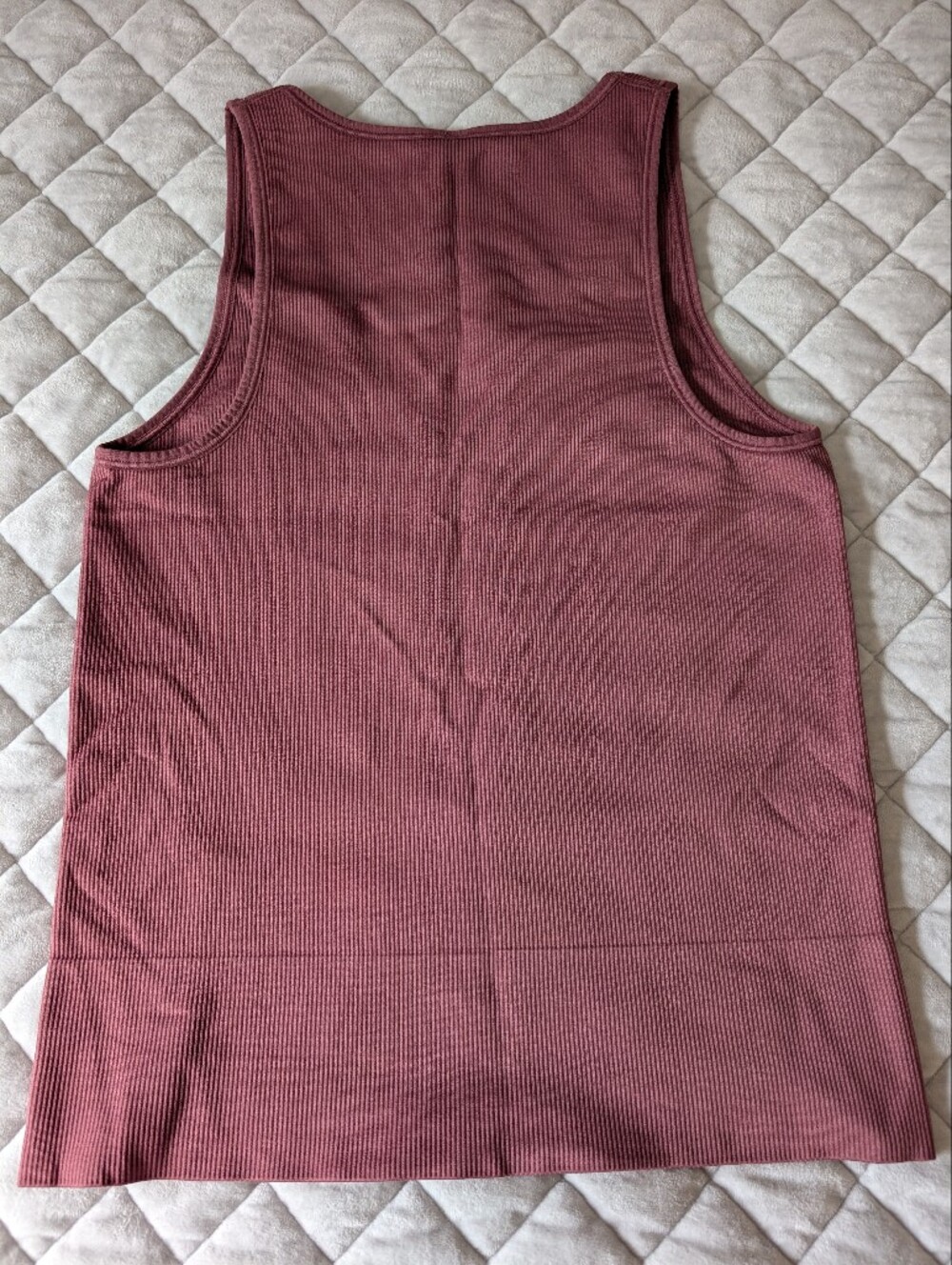 Athleta Ribbed V Neck Tank, Rose Pink, Size Medium - Picture 3 of 7